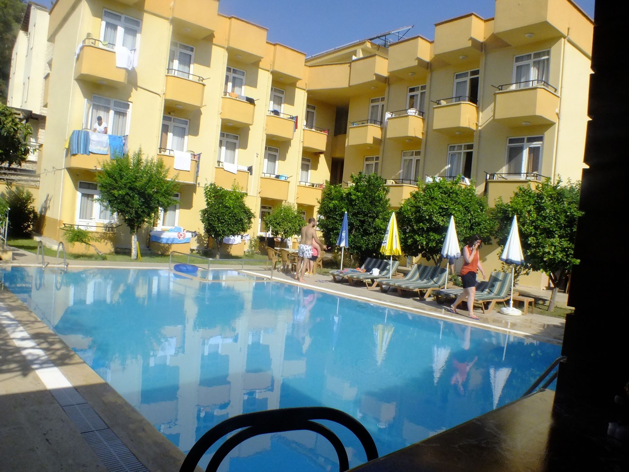 Caner Hotel เกเมร์ ภายนอก รูปภาพ